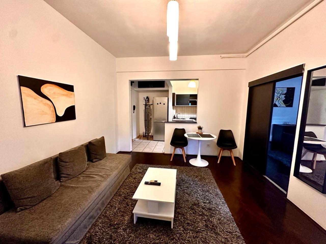 Conta Apartment Bukarest Eksteriør billede