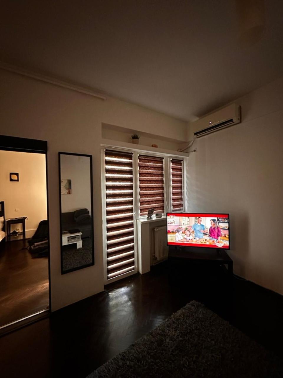 Conta Apartment Bukarest Eksteriør billede