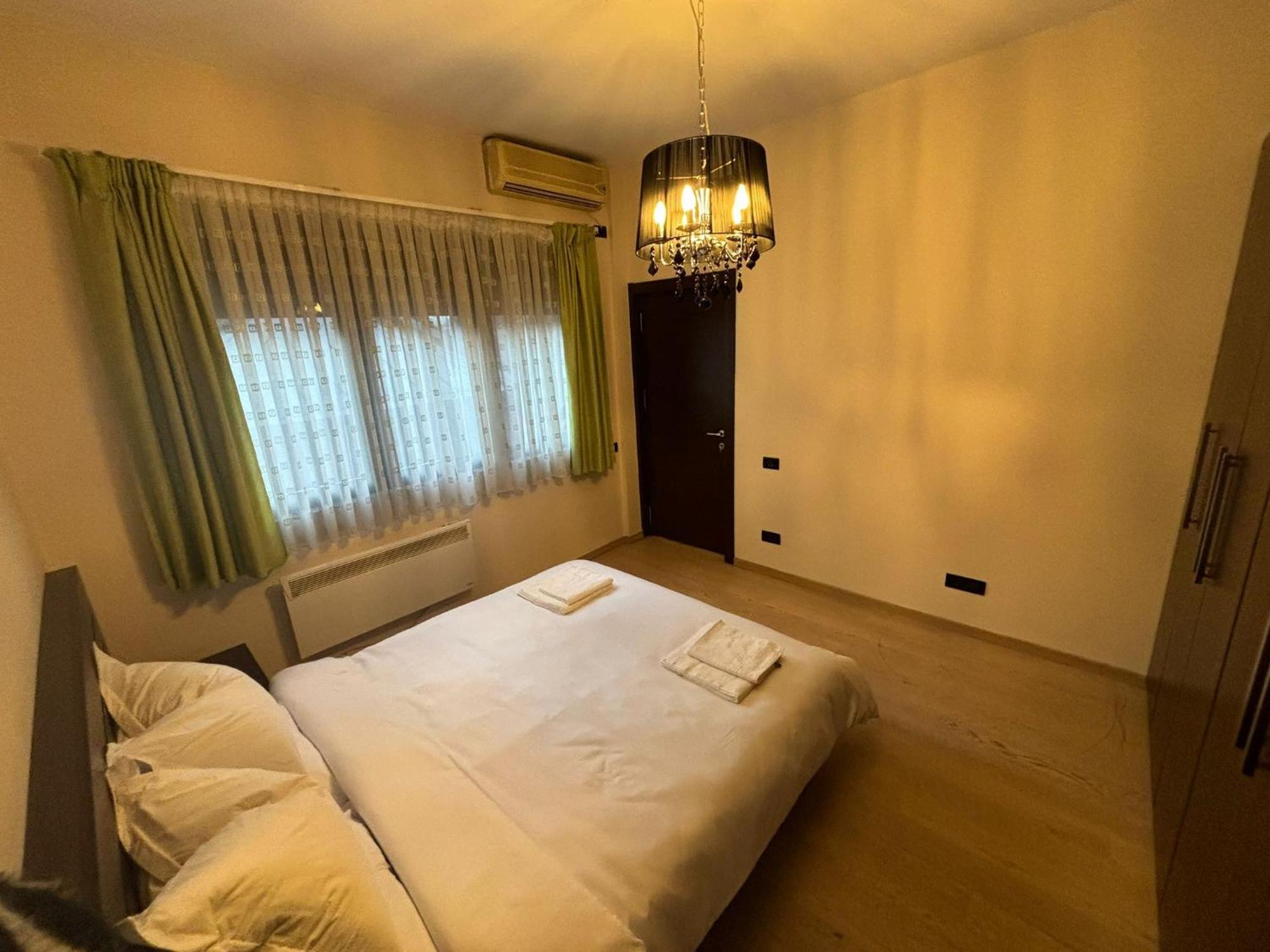 Conta Apartment Bukarest Eksteriør billede
